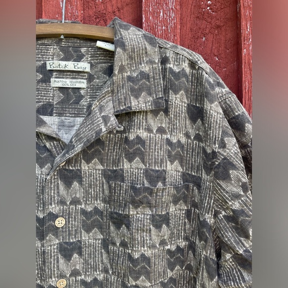 Vintage 100% Washable Silk Button Down Tee - Picture 2 of 3